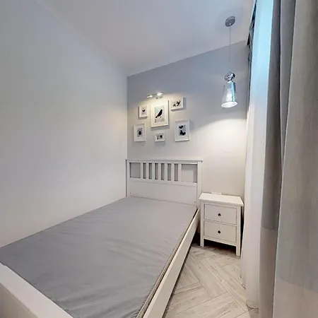 アパート Lillu 2 ビィドゴシュチュ